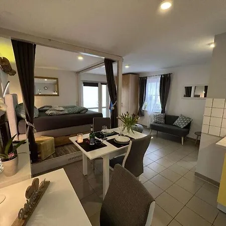 At The Harbor, No 24 Wiek auf Ruegen